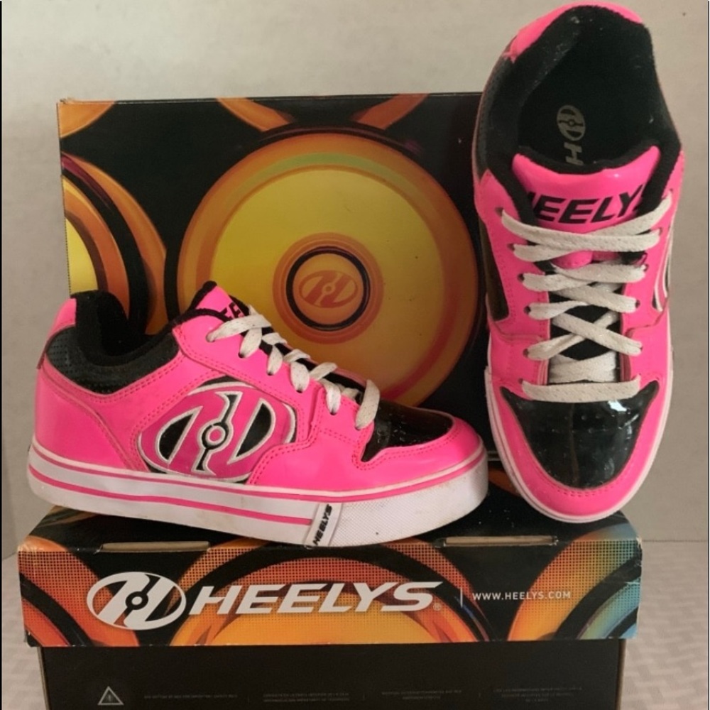 Heelys Pink and Black Kids Sneakers